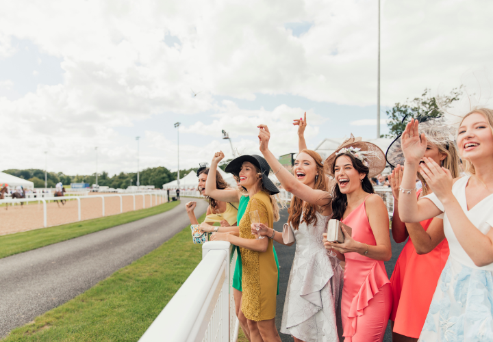 Dressing for the Races: How to Nail the Perfect Race Day Look – Runway ...