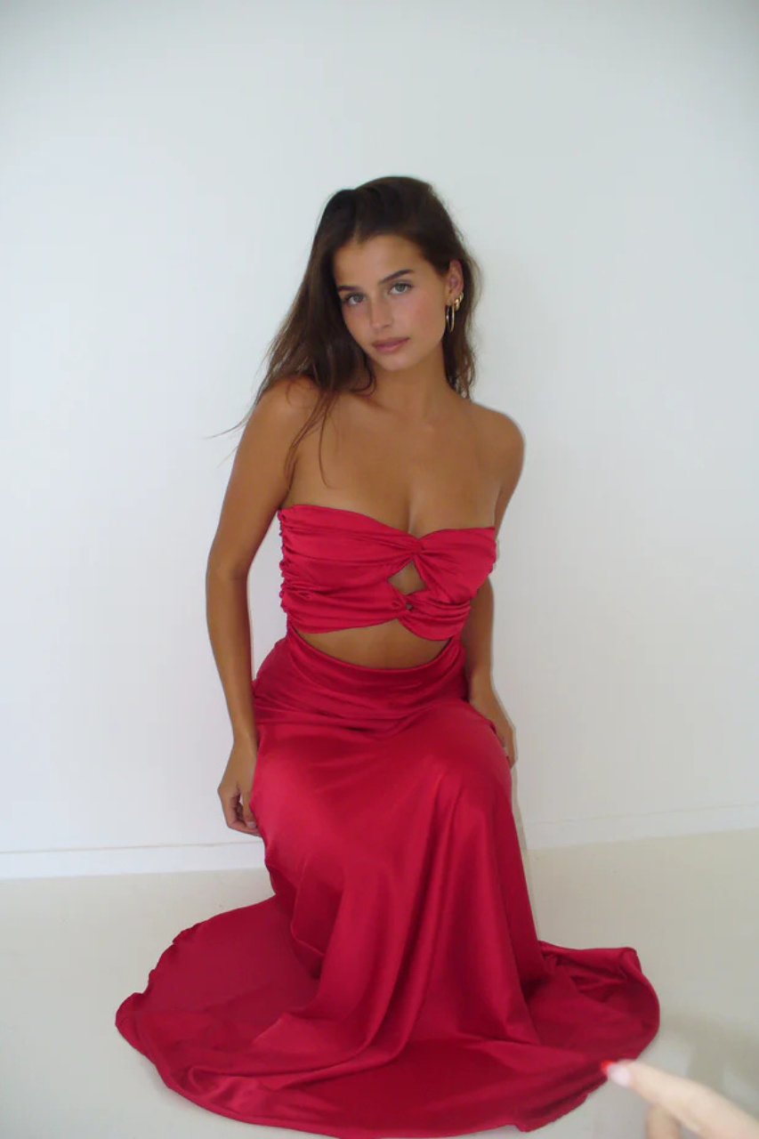 Hntr The Label - Inka Gown Wine